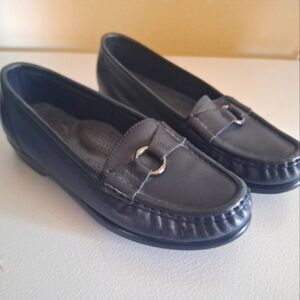 SAS TriPad Black Slip On Women's Size 5 M Loafer COMFORT FOOT BED Shoes